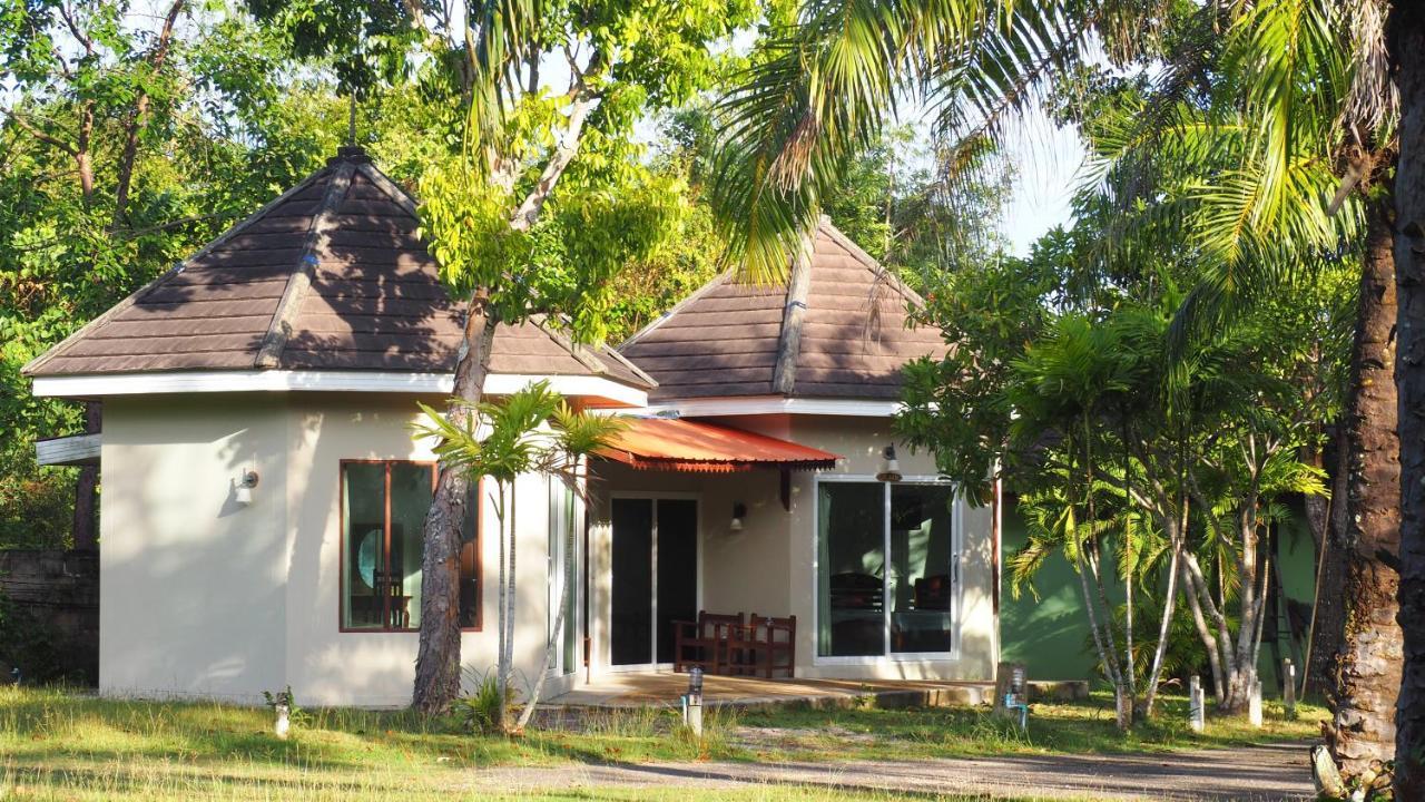 Avare Seaside House Krabi Ao Nam Mao Exterior foto